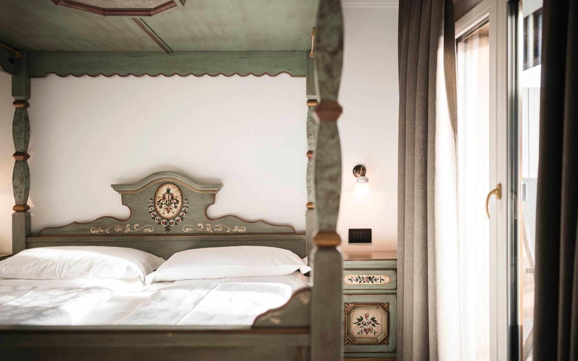 Hotel Cavallino D'Oro Bed&Breakfast Castelrotto Kültér fotó