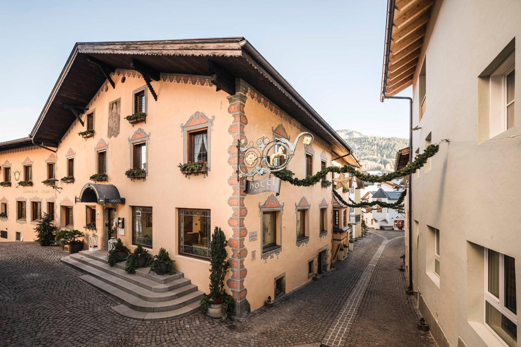 Hotel Cavallino D'Oro Bed&Breakfast Castelrotto Kültér fotó