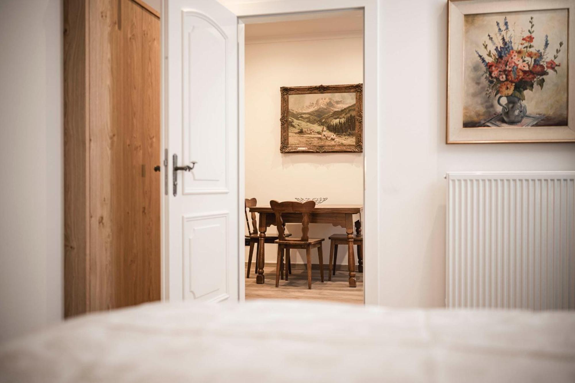 Hotel Cavallino D'Oro Bed&Breakfast Castelrotto Kültér fotó