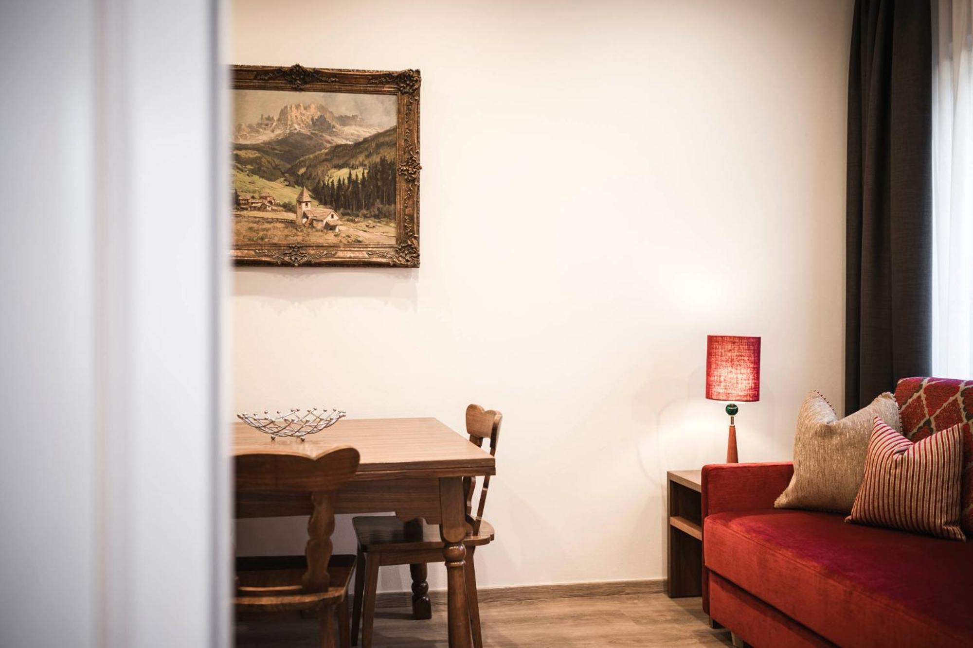 Hotel Cavallino D'Oro Bed&Breakfast Castelrotto Kültér fotó