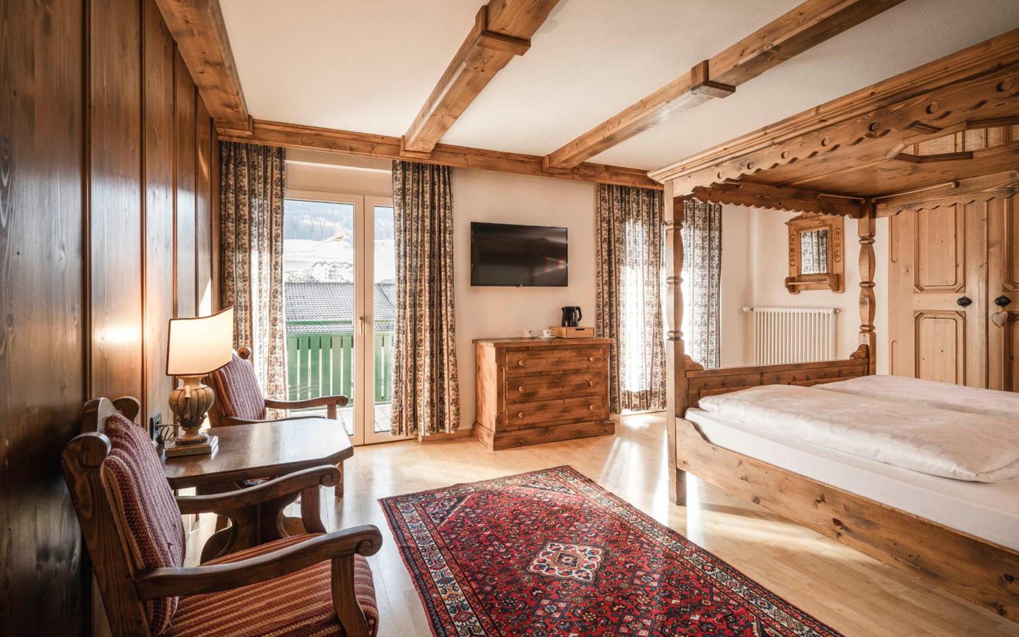 Hotel Cavallino D'Oro Bed&Breakfast Castelrotto Kültér fotó